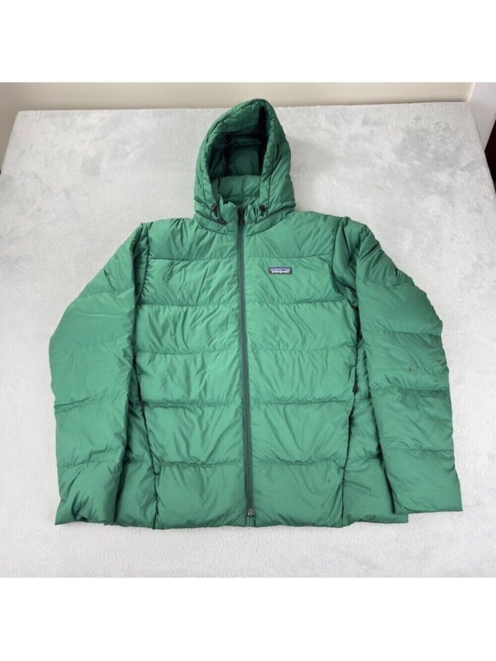 Patagonia Men's Medium Silent Down Puffer Jacket 27930